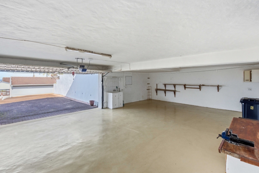3 Bedroom Property for Sale in Scottburgh Central KwaZulu-Natal
