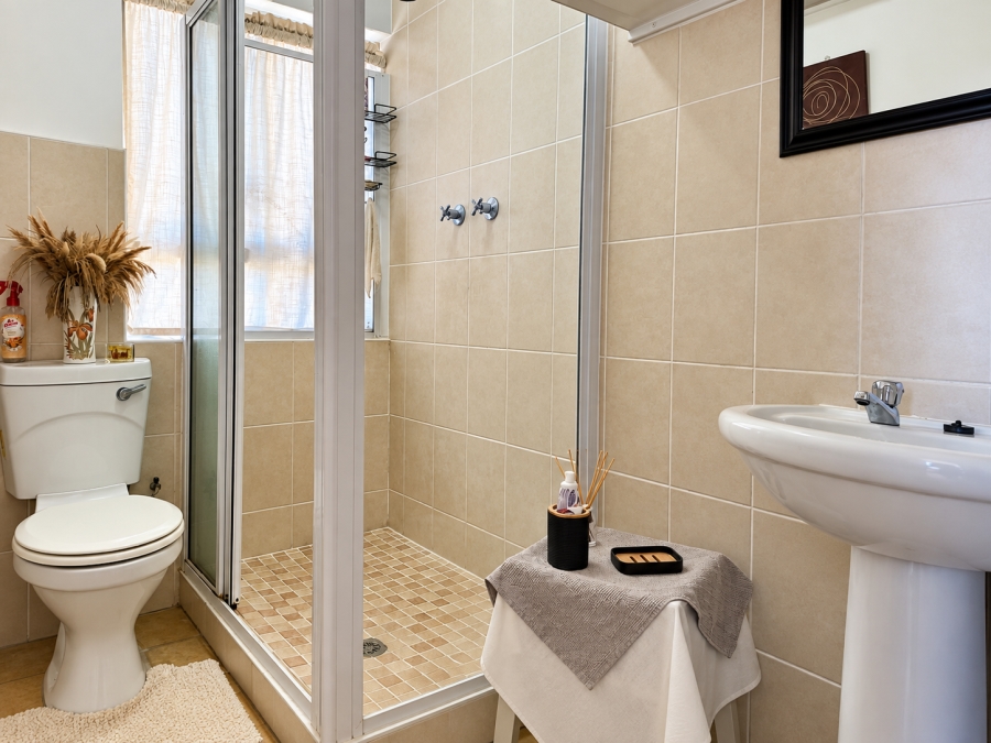 2 Bedroom Property for Sale in Amanzimtoti KwaZulu-Natal