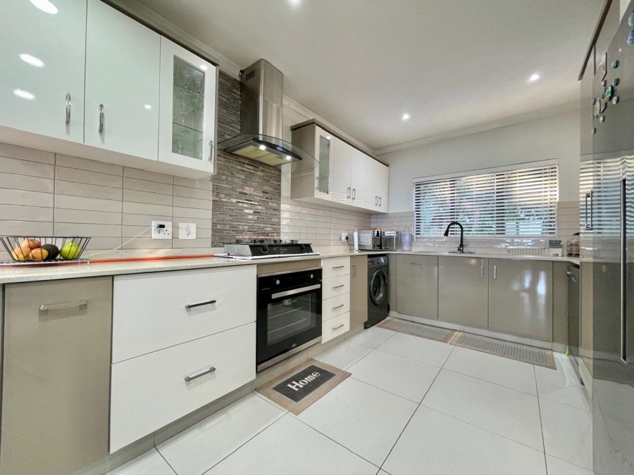 3 Bedroom Property for Sale in Ballito Central KwaZulu-Natal