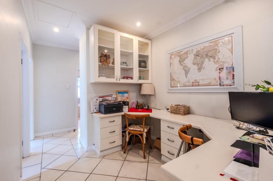 3 Bedroom Property for Sale in La Lucia KwaZulu-Natal