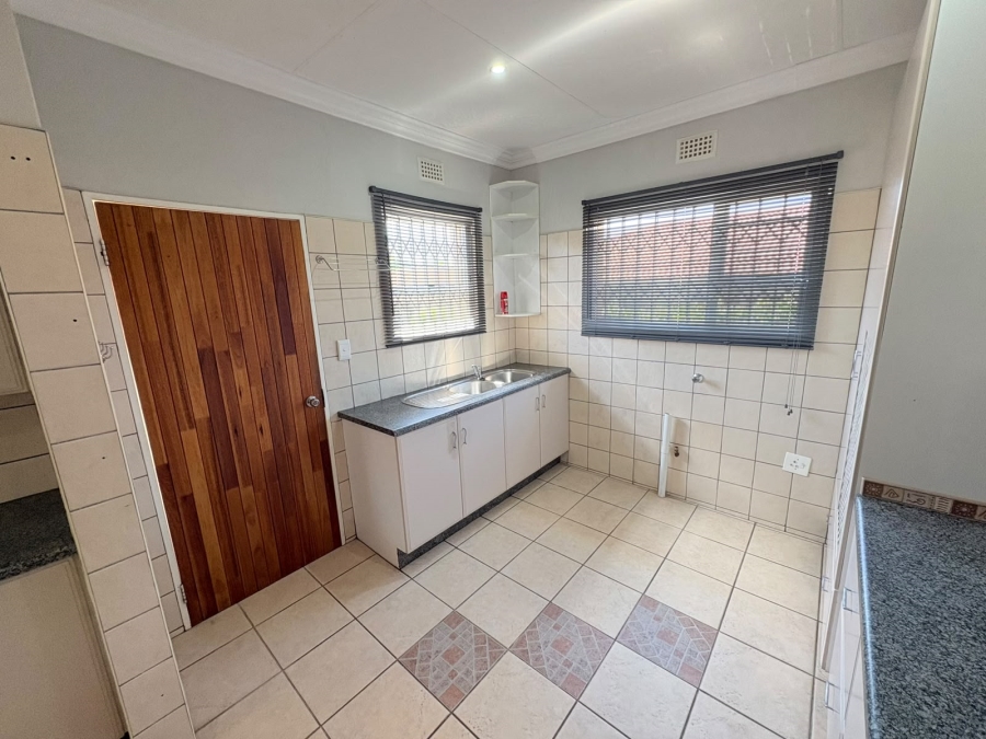 To Let 3 Bedroom Property for Rent in Pioneer Park KwaZulu-Natal