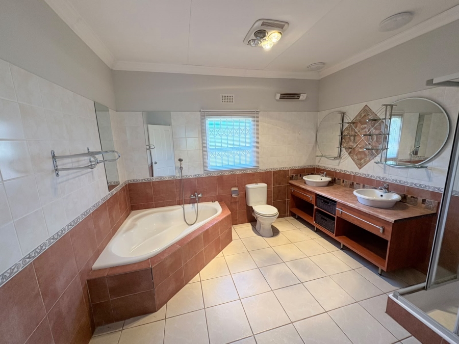 To Let 3 Bedroom Property for Rent in Pioneer Park KwaZulu-Natal