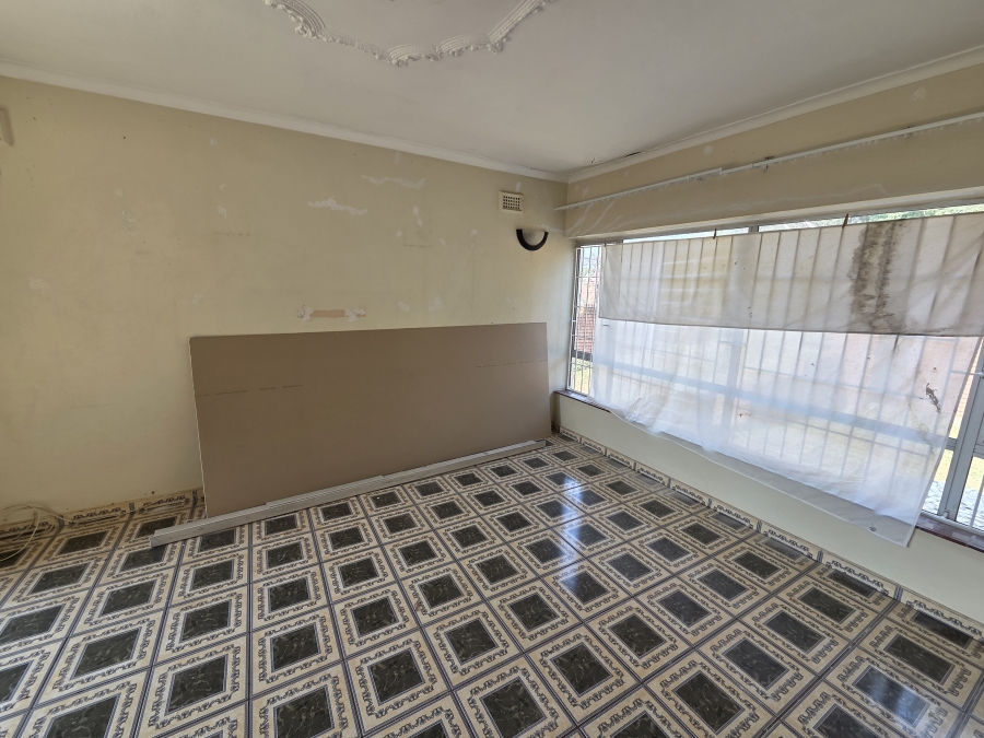 3 Bedroom Property for Sale in Kharwastan KwaZulu-Natal