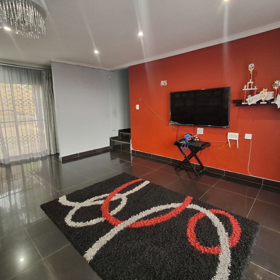 3 Bedroom Property for Sale in Bombay Heights KwaZulu-Natal