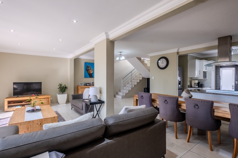 3 Bedroom Property for Sale in Sunningdale KwaZulu-Natal