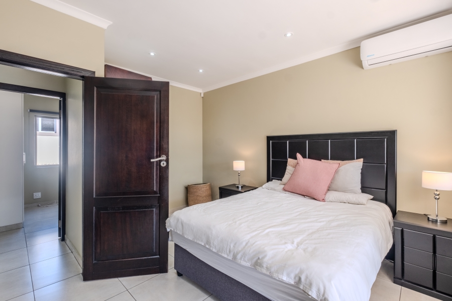 3 Bedroom Property for Sale in Sunningdale KwaZulu-Natal