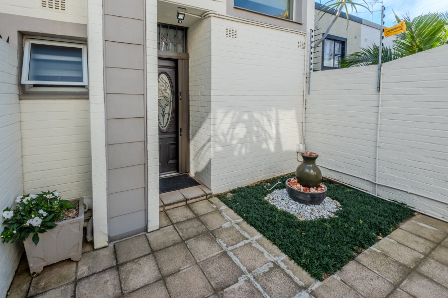 3 Bedroom Property for Sale in Sunningdale KwaZulu-Natal