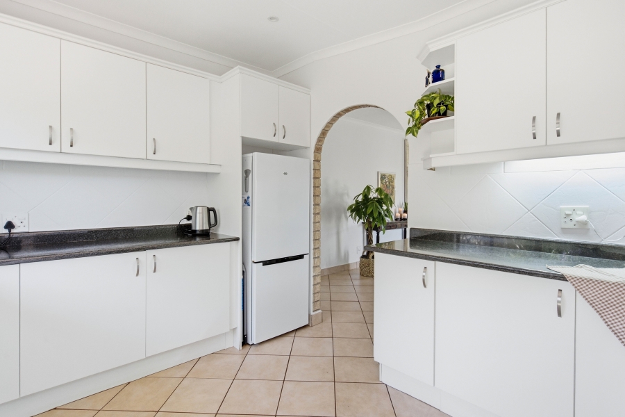 3 Bedroom Property for Sale in Waterfall KwaZulu-Natal