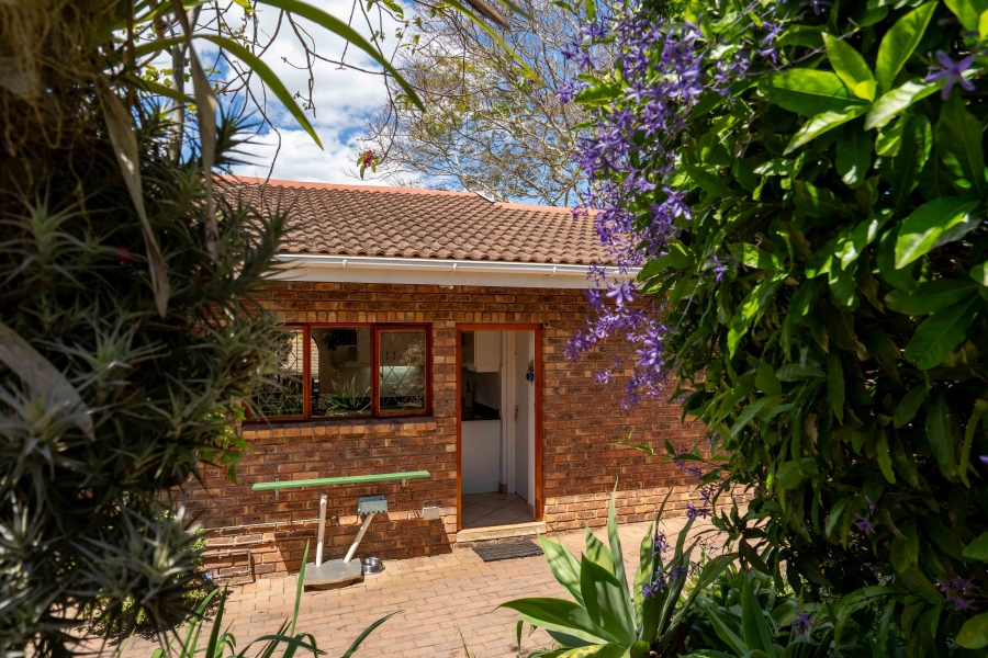 3 Bedroom Property for Sale in Waterfall KwaZulu-Natal