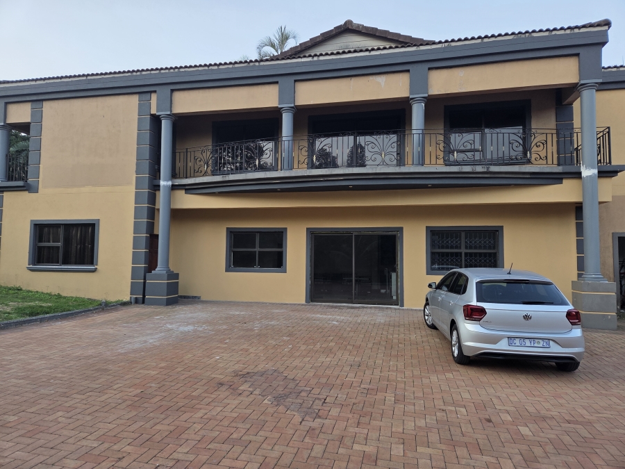 To Let Commercial Property for Rent in Bluff KwaZulu-Natal