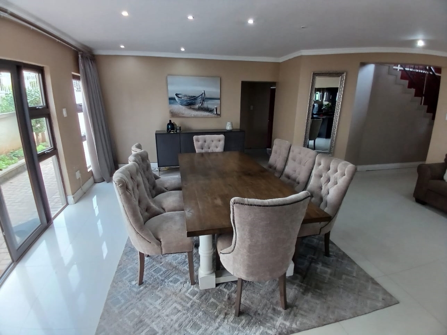 To Let 4 Bedroom Property for Rent in Signal Hill KwaZulu-Natal