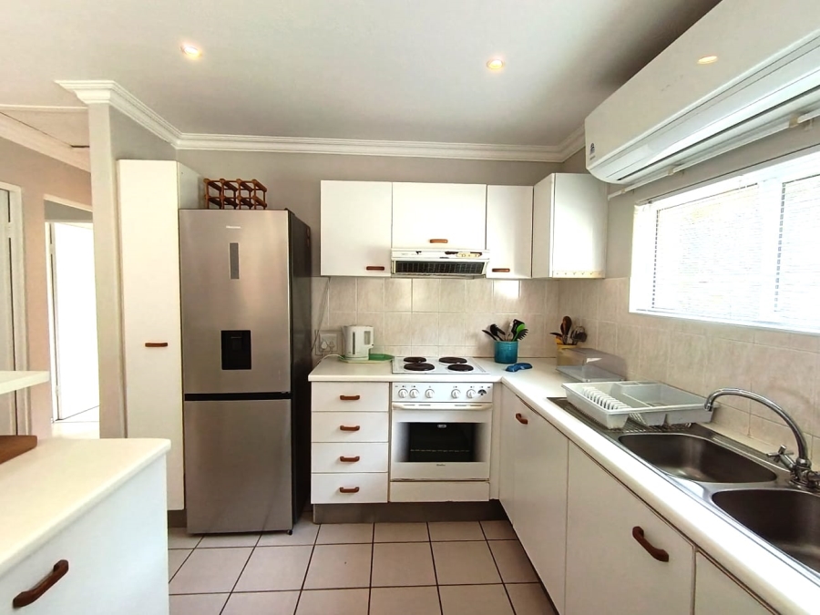 2 Bedroom Property for Sale in Shakas Rock KwaZulu-Natal