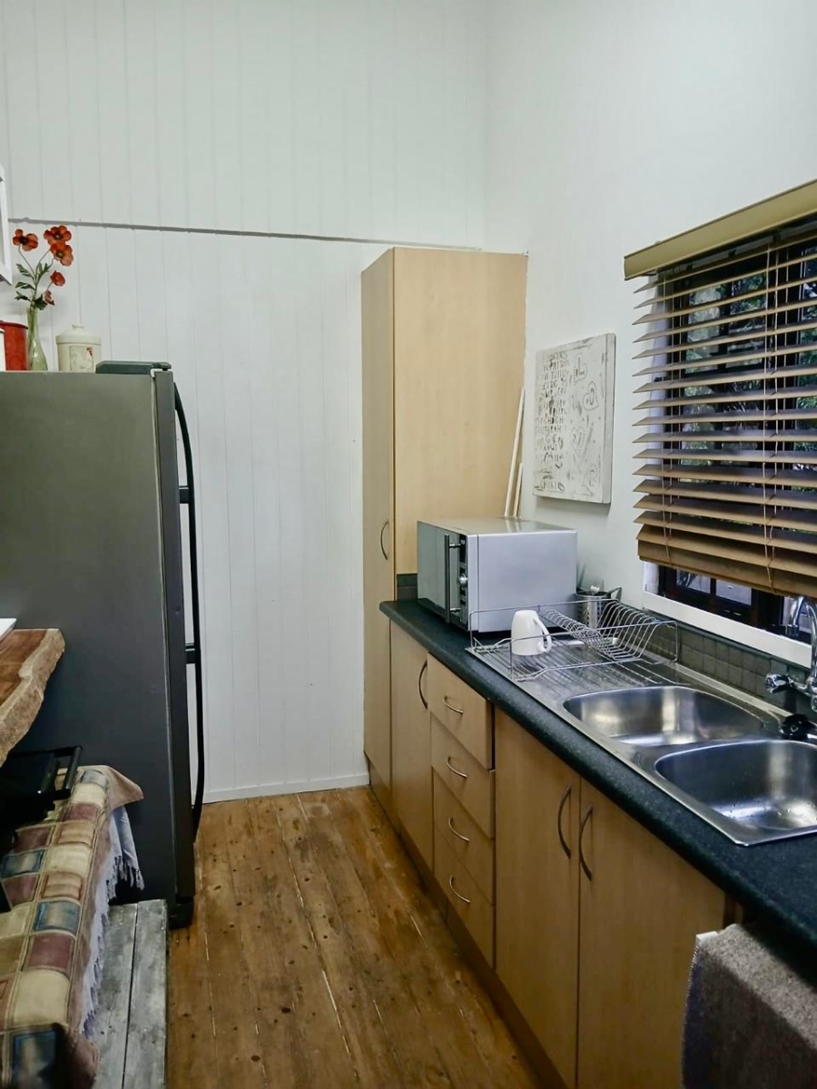 To Let 1 Bedroom Property for Rent in Gillitts KwaZulu-Natal