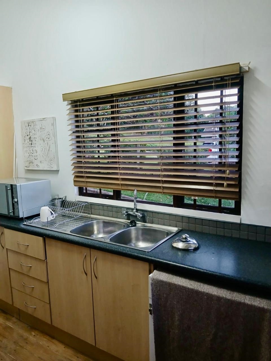 To Let 1 Bedroom Property for Rent in Gillitts KwaZulu-Natal