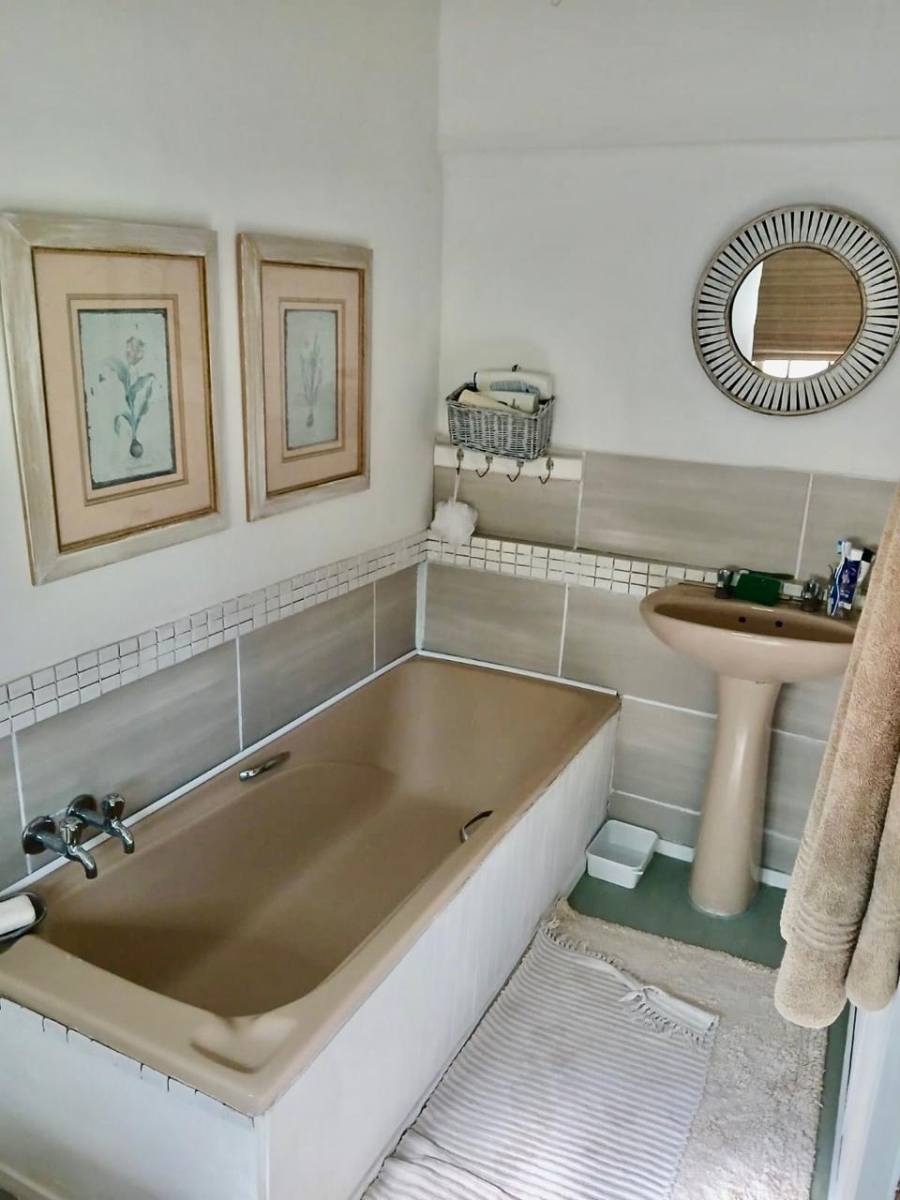 To Let 1 Bedroom Property for Rent in Gillitts KwaZulu-Natal