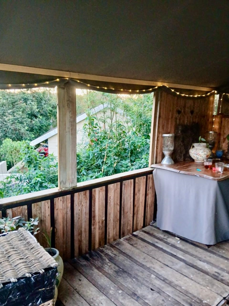 To Let 1 Bedroom Property for Rent in Gillitts KwaZulu-Natal