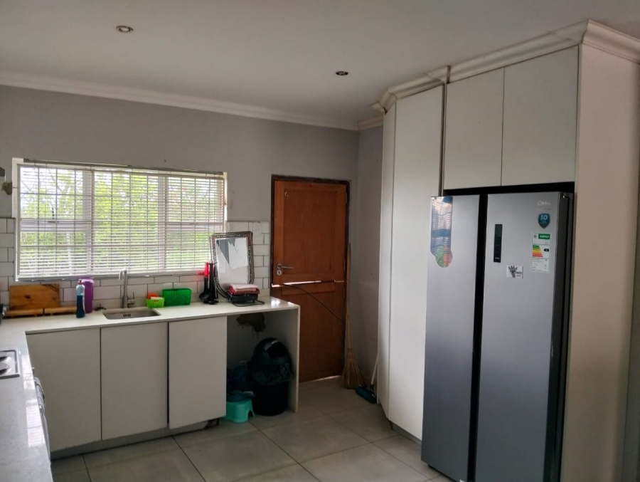 4 Bedroom Property for Sale in Ntuzuma KwaZulu-Natal