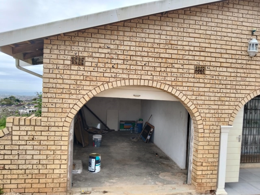 4 Bedroom Property for Sale in Ntuzuma KwaZulu-Natal