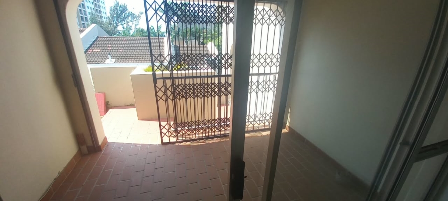 To Let 2 Bedroom Property for Rent in Umhlanga KwaZulu-Natal