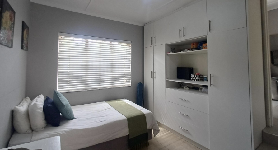 To Let 4 Bedroom Property for Rent in Greenwood Park KwaZulu-Natal