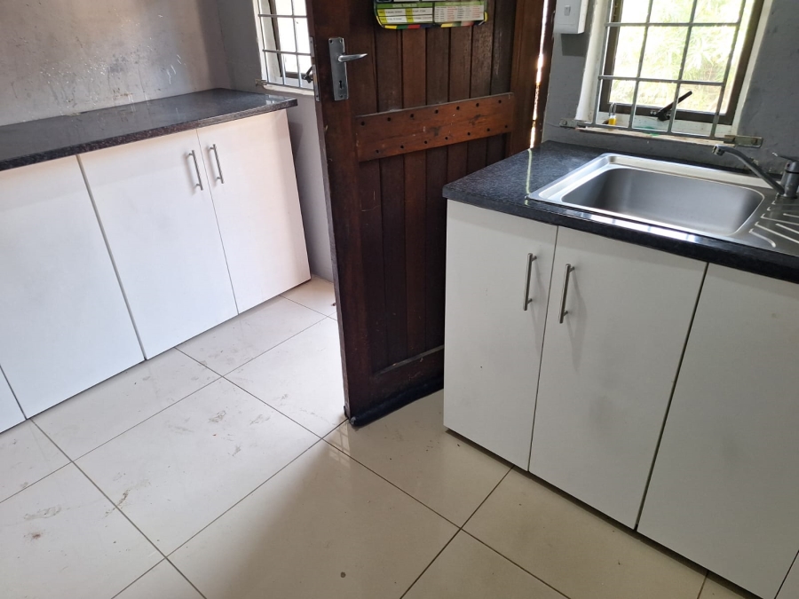 7 Bedroom Property for Sale in Reservoir Hills KwaZulu-Natal