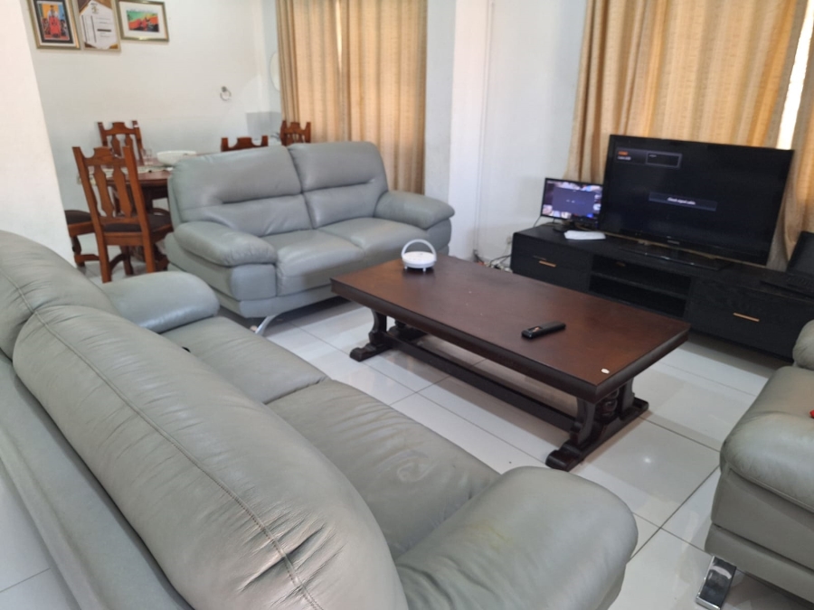 7 Bedroom Property for Sale in Reservoir Hills KwaZulu-Natal