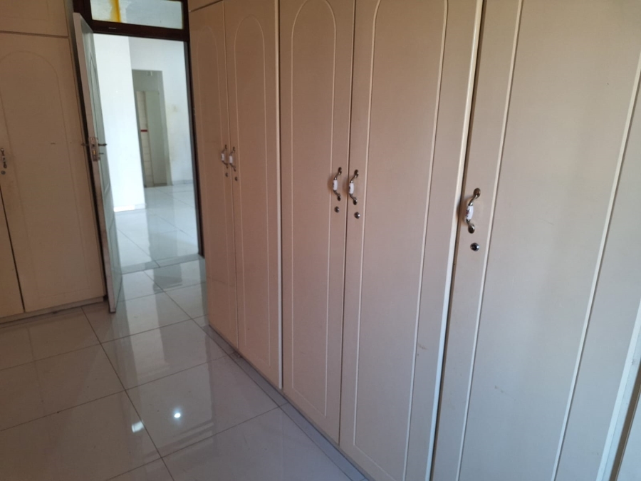 7 Bedroom Property for Sale in Reservoir Hills KwaZulu-Natal