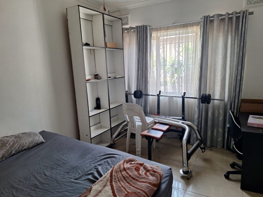 7 Bedroom Property for Sale in Reservoir Hills KwaZulu-Natal