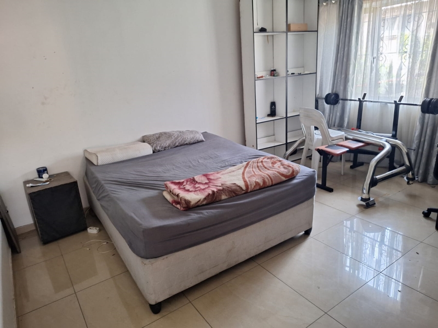 7 Bedroom Property for Sale in Reservoir Hills KwaZulu-Natal