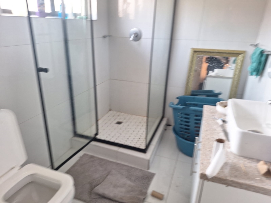 7 Bedroom Property for Sale in Reservoir Hills KwaZulu-Natal