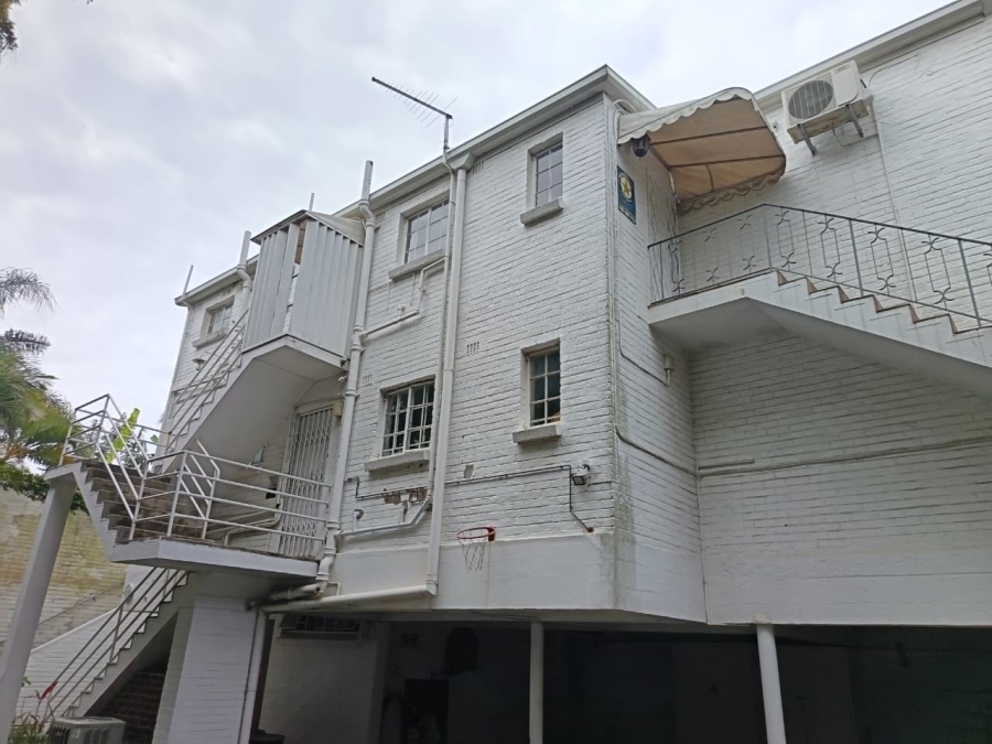 To Let 2 Bedroom Property for Rent in Essenwood KwaZulu-Natal