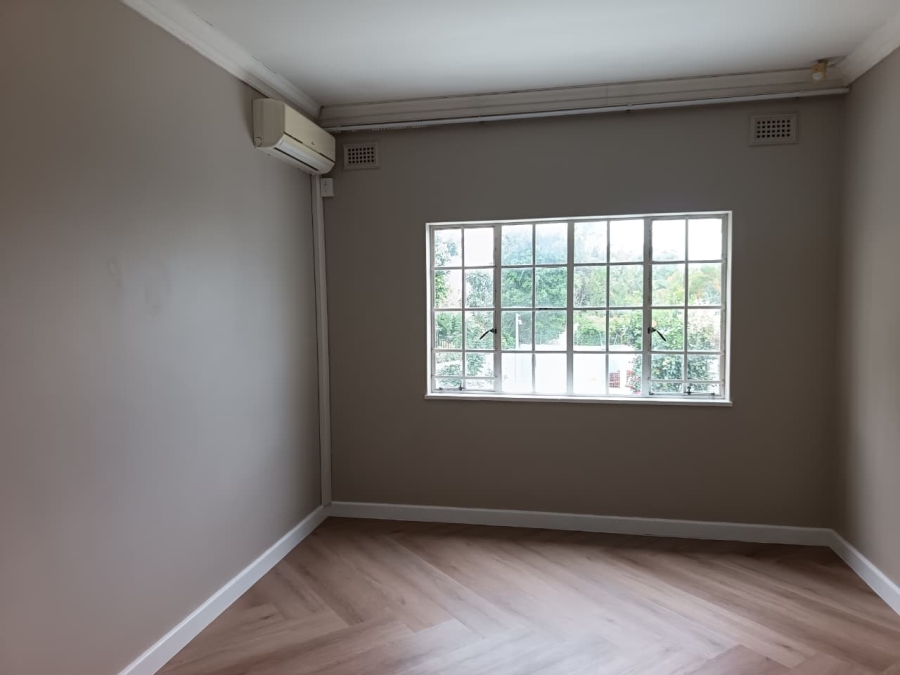 To Let 2 Bedroom Property for Rent in Essenwood KwaZulu-Natal