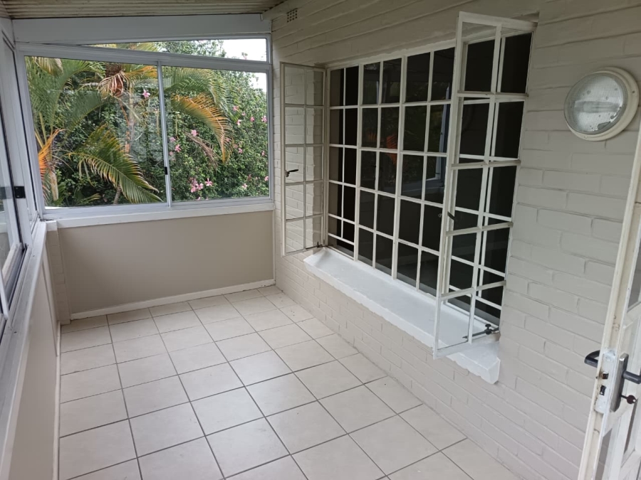 To Let 2 Bedroom Property for Rent in Essenwood KwaZulu-Natal