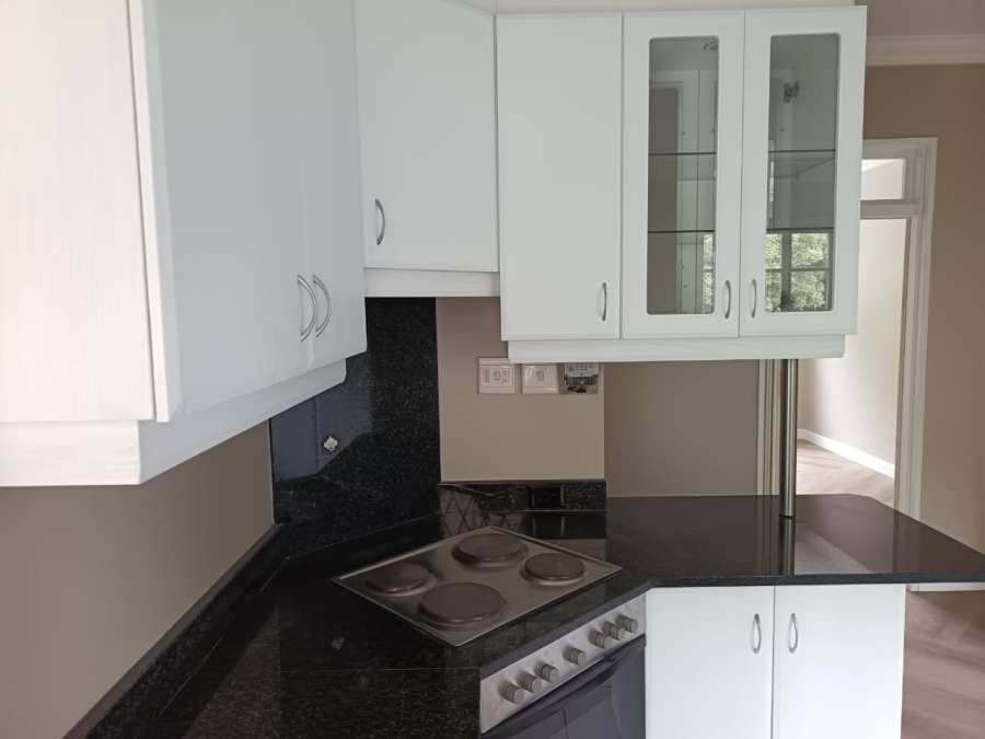 To Let 2 Bedroom Property for Rent in Essenwood KwaZulu-Natal