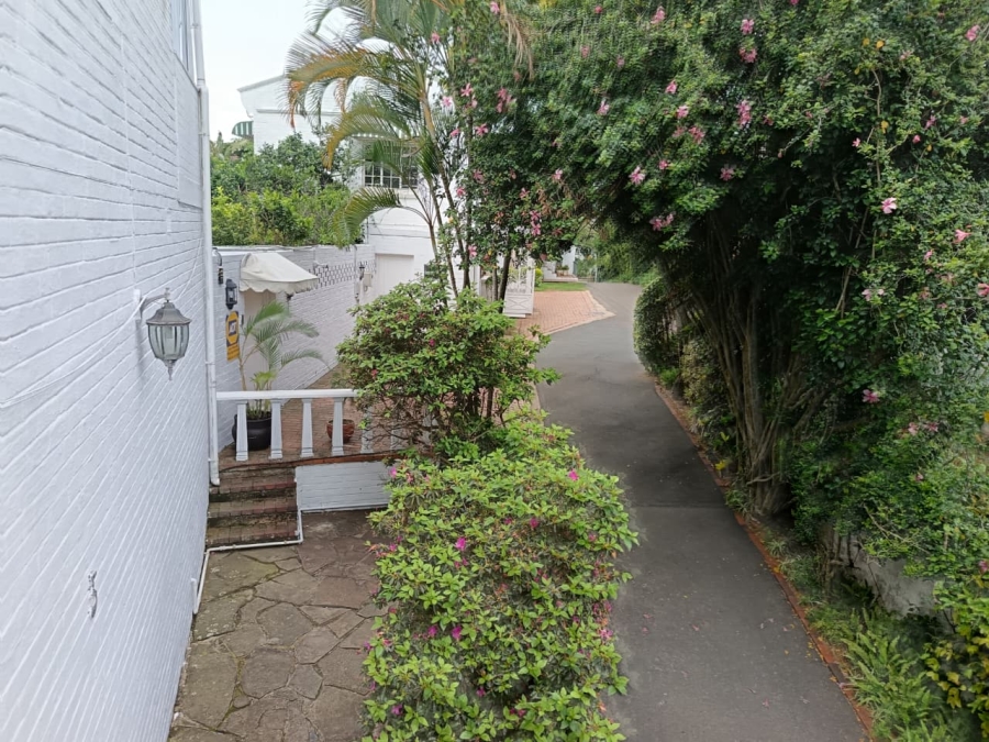 To Let 2 Bedroom Property for Rent in Essenwood KwaZulu-Natal