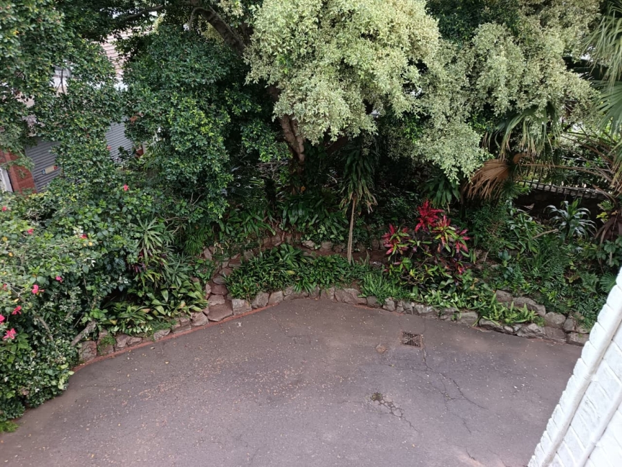 To Let 2 Bedroom Property for Rent in Essenwood KwaZulu-Natal