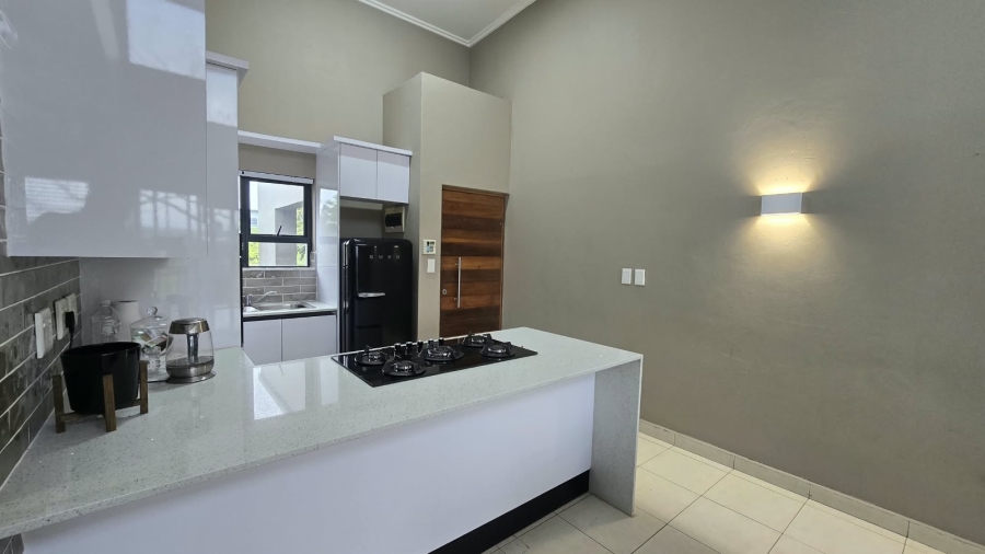 To Let 2 Bedroom Property for Rent in Palm Lakes Estate KwaZulu-Natal