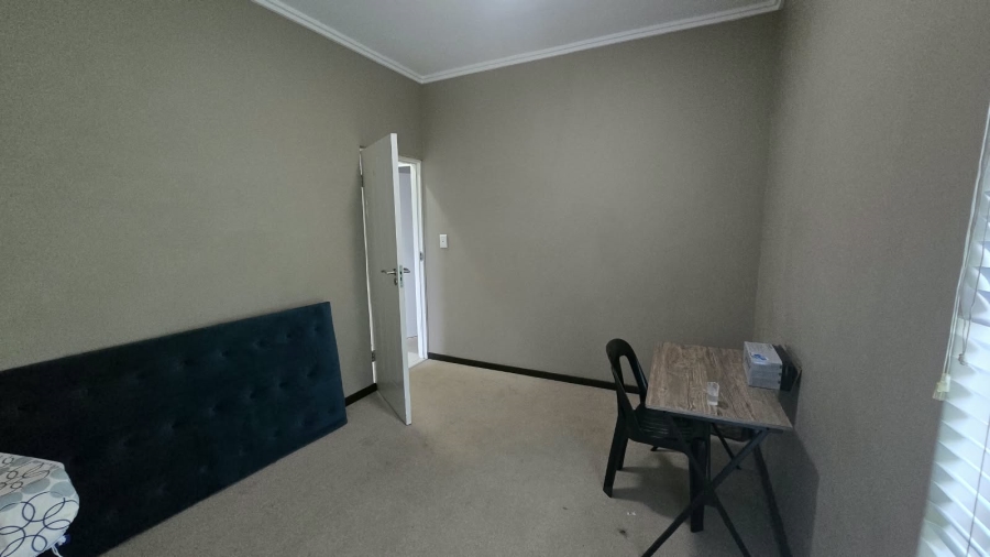 To Let 2 Bedroom Property for Rent in Palm Lakes Estate KwaZulu-Natal