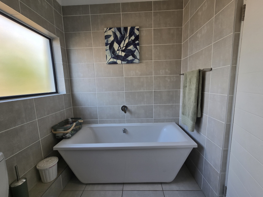 To Let 2 Bedroom Property for Rent in Ballito Central KwaZulu-Natal