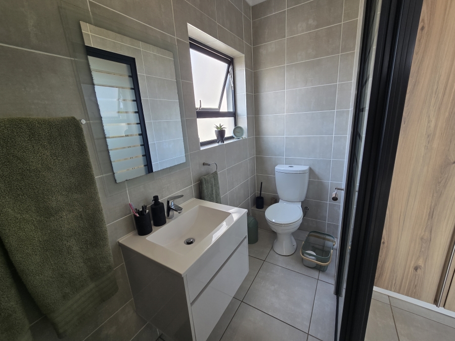 To Let 2 Bedroom Property for Rent in Ballito Central KwaZulu-Natal