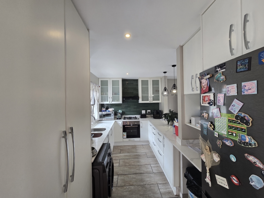 3 Bedroom Property for Sale in Seaward Estate KwaZulu-Natal