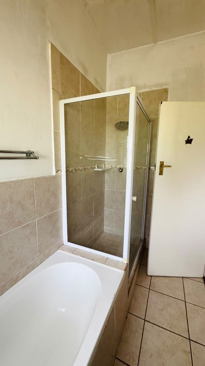 2 Bedroom Property for Sale in Scottsville KwaZulu-Natal
