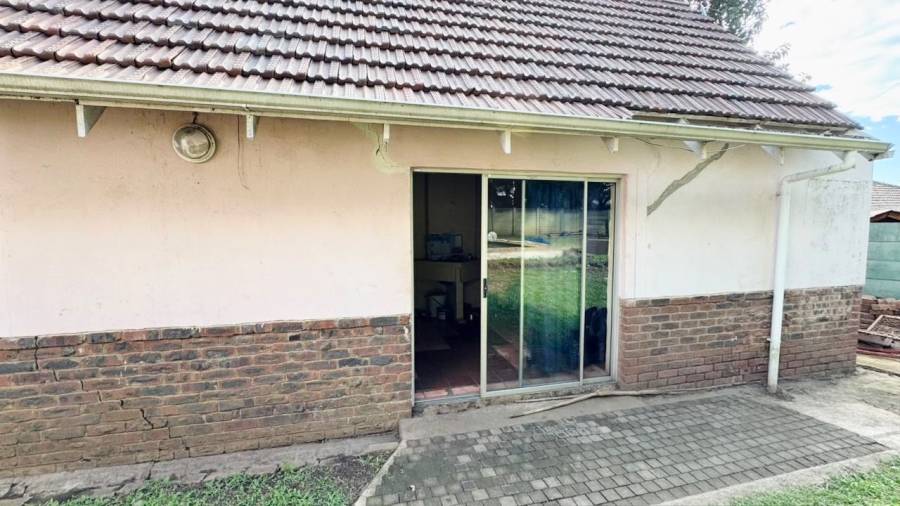 2 Bedroom Property for Sale in Scottsville KwaZulu-Natal