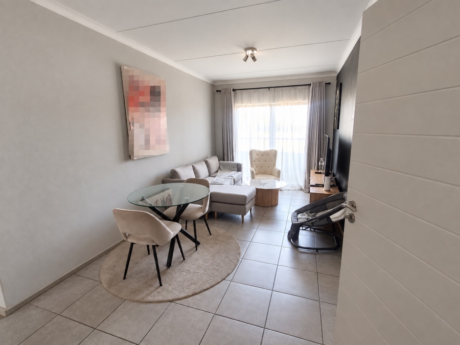 To Let 2 Bedroom Property for Rent in Umbogintwini KwaZulu-Natal