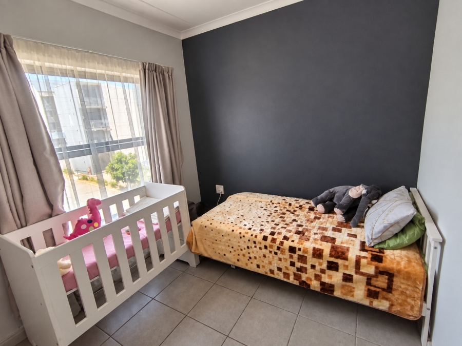 To Let 2 Bedroom Property for Rent in Umbogintwini KwaZulu-Natal