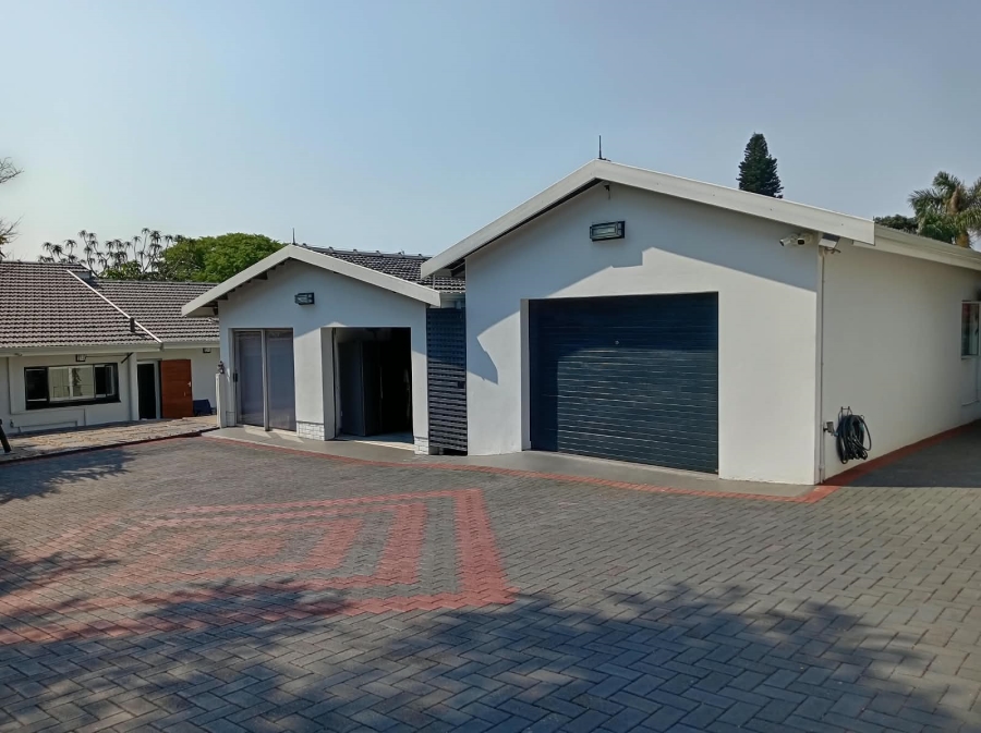 4 Bedroom Property for Sale in Athlone Park KwaZulu-Natal