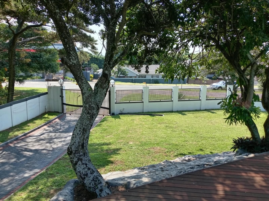 4 Bedroom Property for Sale in Athlone Park KwaZulu-Natal