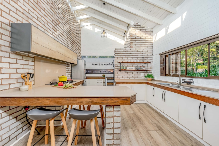 5 Bedroom Property for Sale in Westville Central KwaZulu-Natal