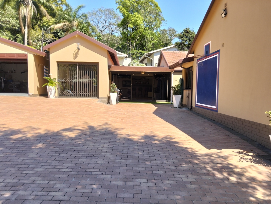 To Let 4 Bedroom Property for Rent in Westville Central KwaZulu-Natal
