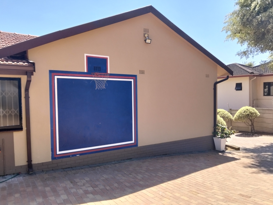 To Let 4 Bedroom Property for Rent in Westville Central KwaZulu-Natal